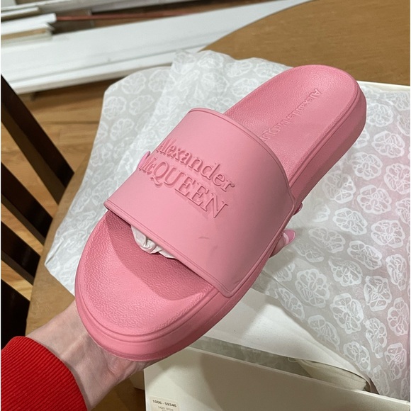 Alexander McQueen Pink Summer Slides - Picture 1 of 11